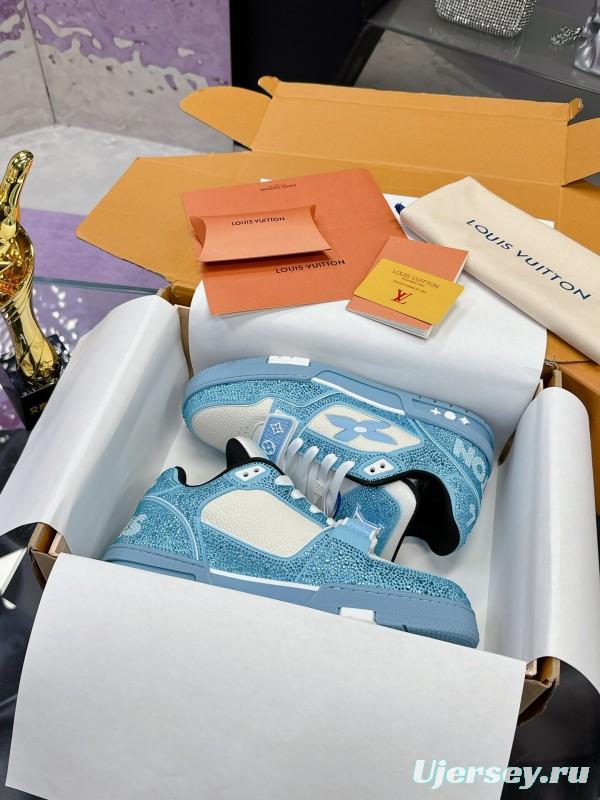 2025 Unisex Louis Vuitton Blue White Leather Denim Plimsolls Beaded LV Trainer AS00400