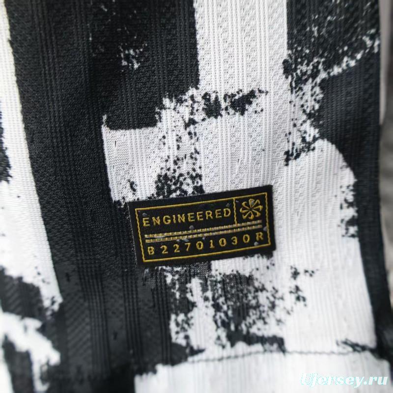 Player Version 25/26 Barcelona Black with Distressed Stripes Jersey