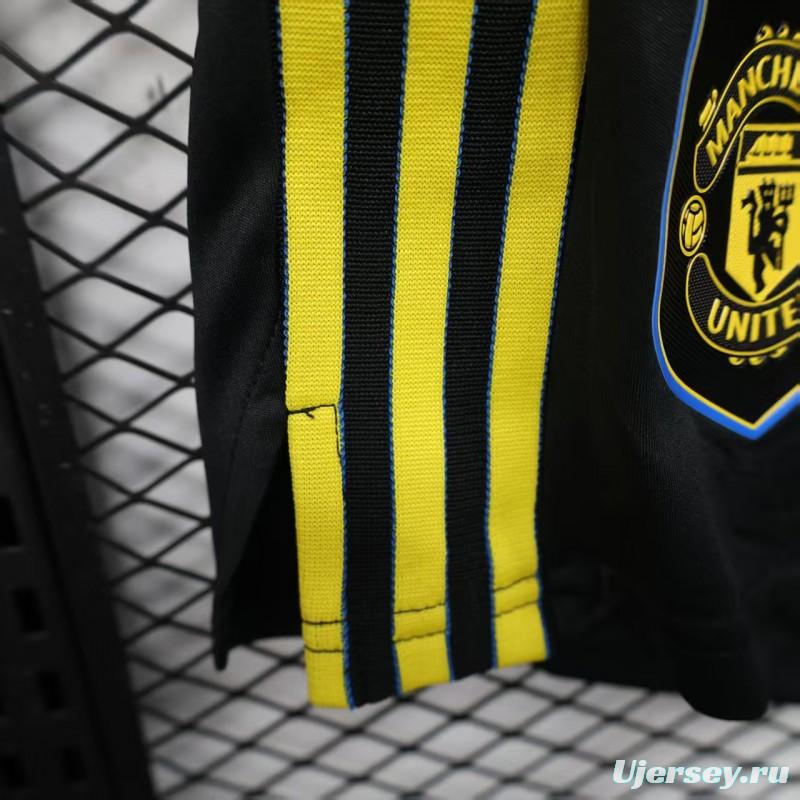 Player Version 25/26 Manchester United Away Shorts