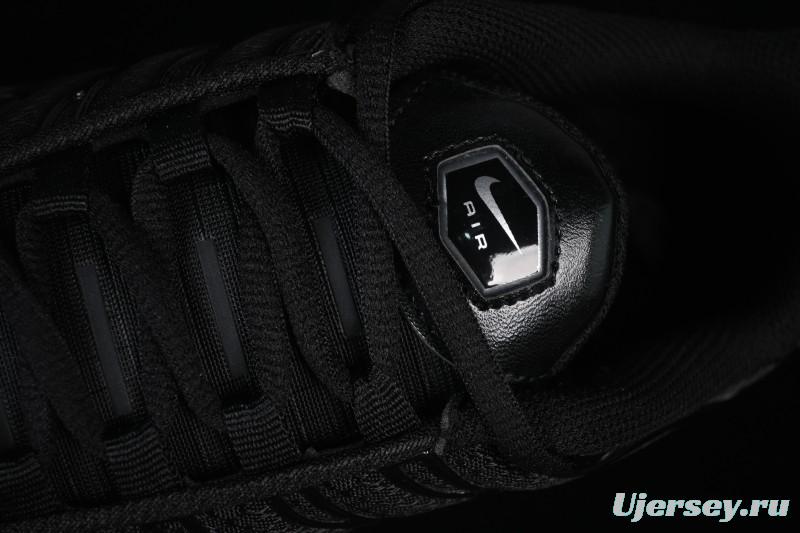 Nike Air Max Plus Retro Running Shoes with Air Cushion Technology - 604133-050