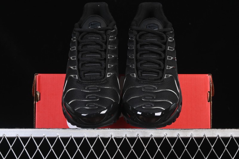 Nike Air Max Plus Retro Running Shoes with Air Cushion Technology - HJ9743-001