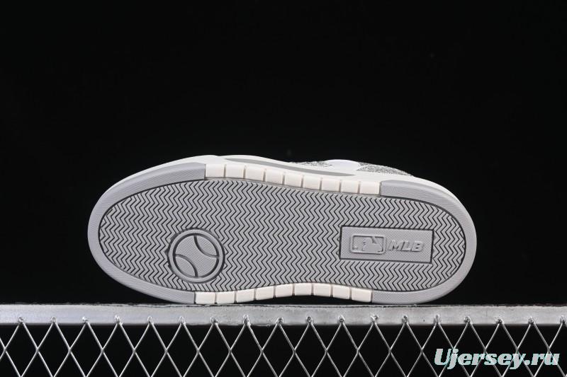 Adidas NY MLB Chunky Liner Pocket Monogram New York Yankees Platform Sneakers - 3ASXP025N50GRS