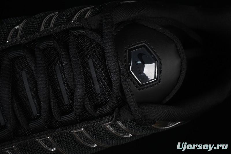 Nike Air Max Plus Retro Running Shoes with Air Cushion Technology - HJ9743-001