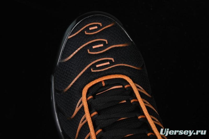 Nike Air Max Plus Retro Running Shoes with Air Cushion - FN6949-400