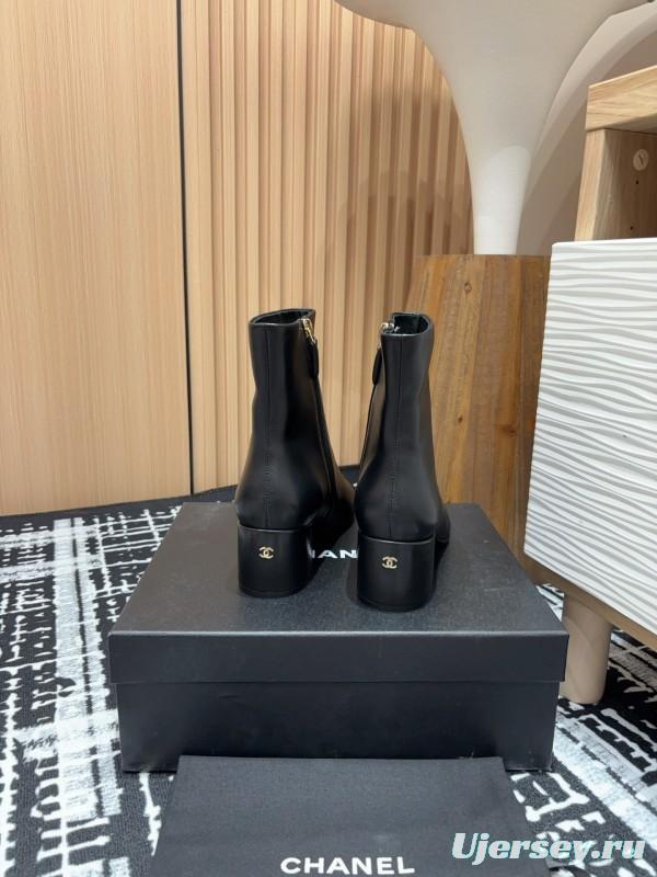 Chanel 2025/SS Patent Leather Block Heel Elastic Ankle Boots - LY00350