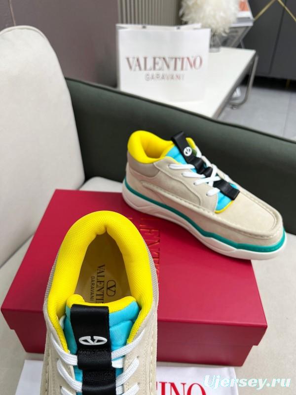 Valentino RUNBOOT Mid-Top Sneakers with Urban Casual Design - AS00380