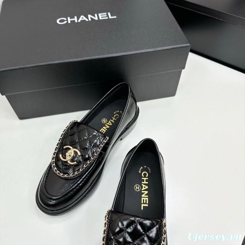 Chanel Classic Flap Chain CC Buckle Loafers - LY00320