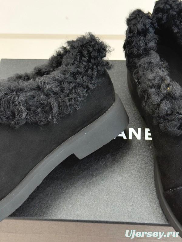 Chanel 25K Series Two-Tone CC Fur Snow Boots - KFY00270