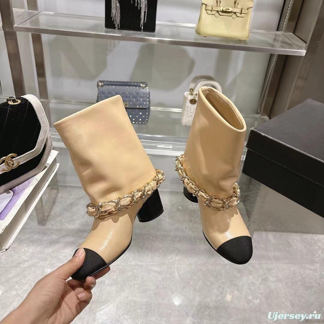 Chanel 2025/SS Runway Turn-Cuff Large Chain Strap Block Heel Boots - LY00410