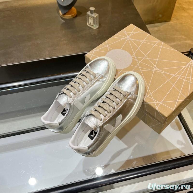 VEJA Classic White Sneakers V Logo Lace-Up Retro Flat Platform Casual Sports Shoes - LY00220/LY00230