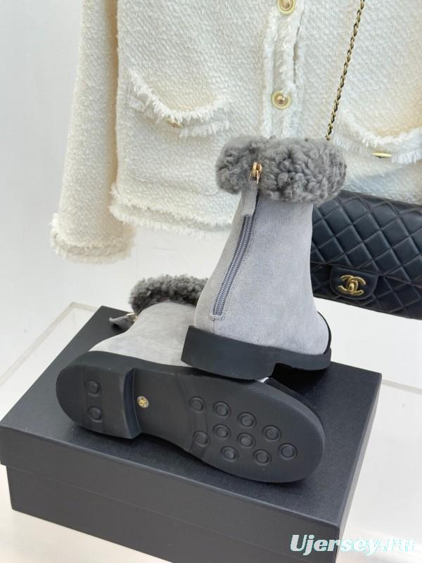 Chanel 2025/SS Double C Color-Block Shearling Snow Boots - KFY00300