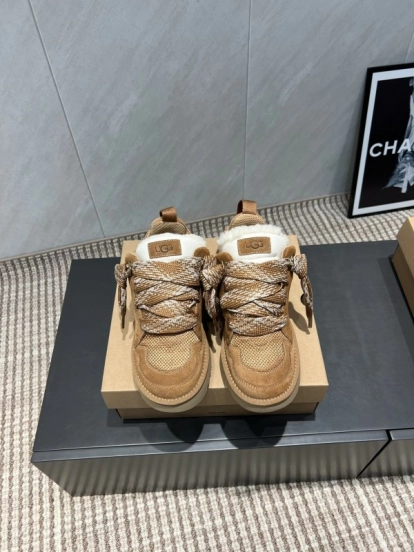 UGG Platform Sneakers Series Round Toe Thick Sole Casual Shoes - MJ00270