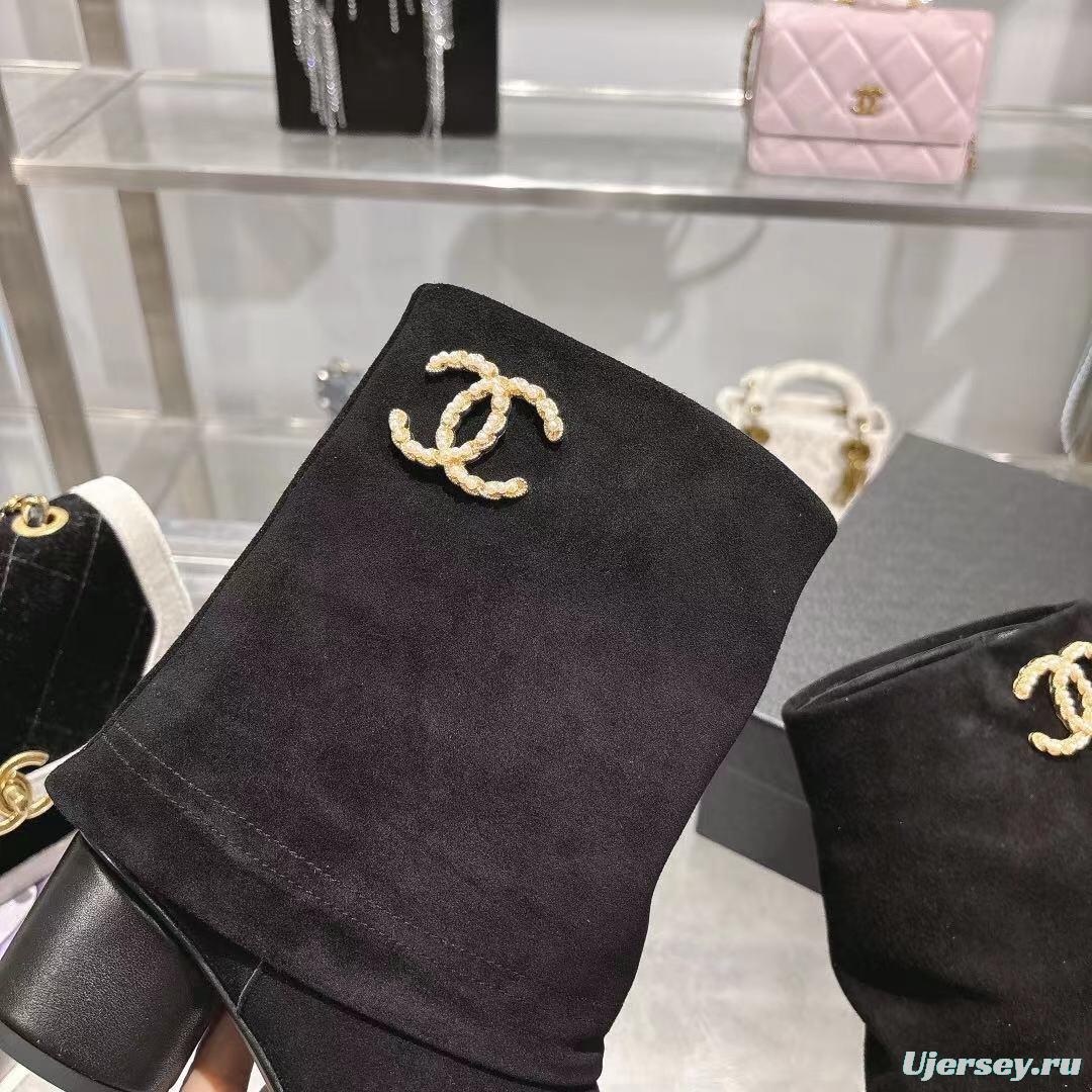 Chanel 2025/SS Autumn Winter Runway Turn-Cuff Chunky Heel Straight Boots Tube Boots with Classic Color Blocking - LY00400