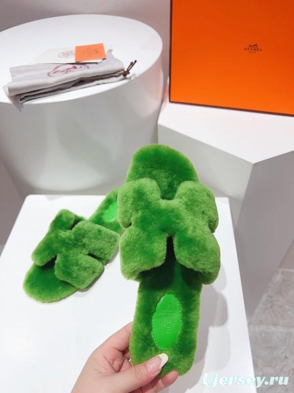 Hermès Teddy Wool H Slippers Flat Sole Fur Slides - LY00240