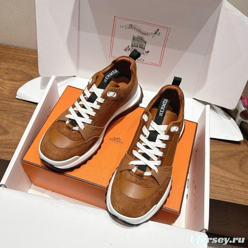 H Boots Classic Chelsea Boots with British Color Block Design - AS00410