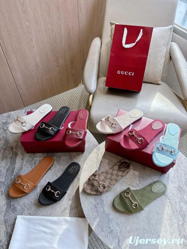 Gucci 2025/SS Leather Mule Sandals with Light Gold Horsebit Detail - LY00280