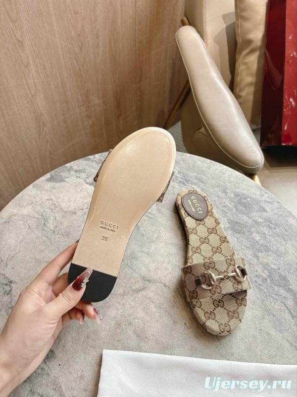 Gucci 2025/SS Leather Mule Sandals with Light Gold Horsebit Detail - LY00280