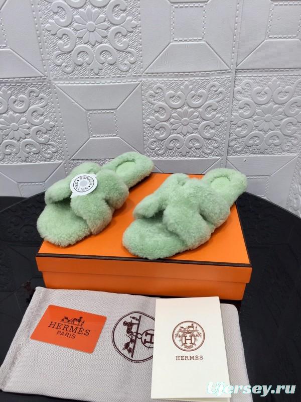 H Eiderdown Teddy Wool H-Logo Slippers Flat Sole Winter Home Shoes - LY00240