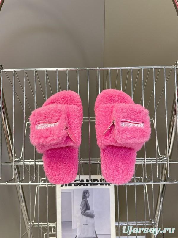 Balenciaga 2025 SS Couple Edition Cola Fur Slippers - KFY00230