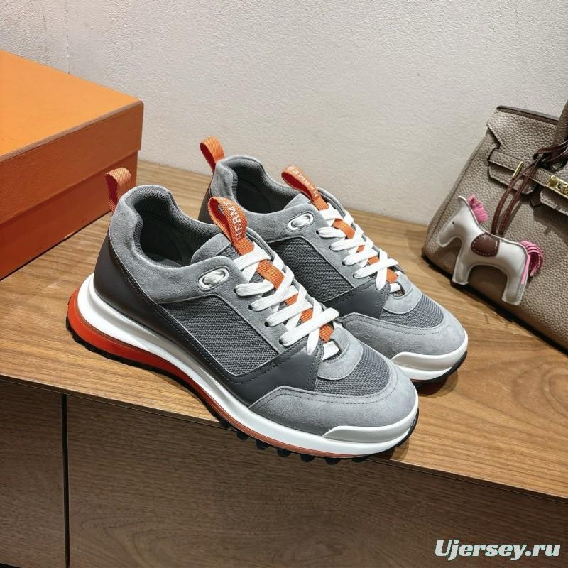 H Boots Classic Chelsea Boots with British Color Block Design - AS00410