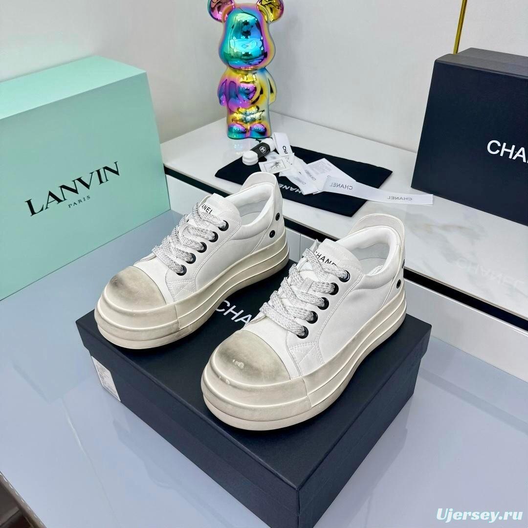 Chanel 2025 SS Classic Panda Dirty Sneakers Bread Shoes - LY00330