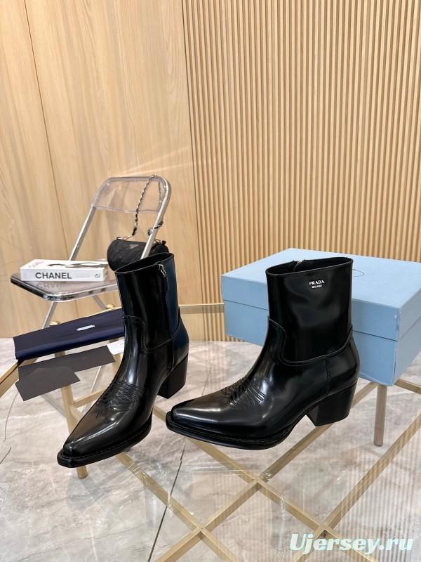 Prada Classic Pointed Toe Boots - L Y00330