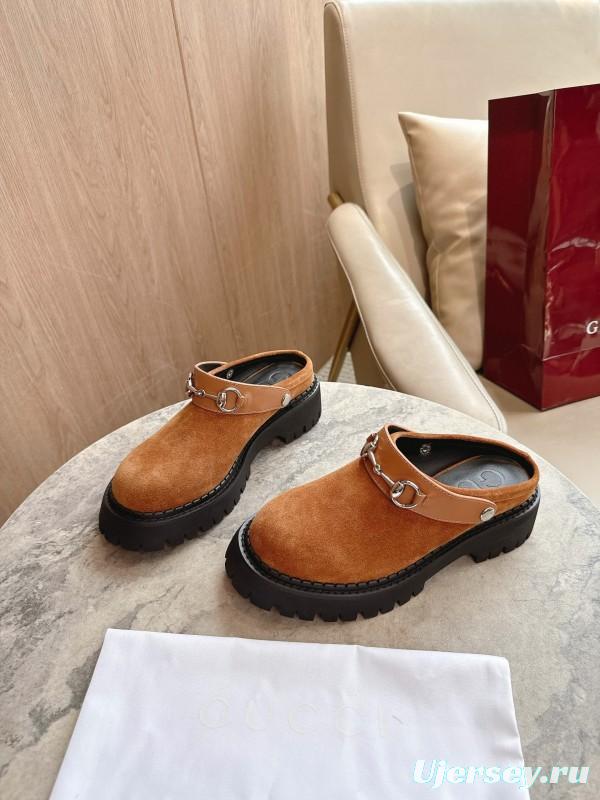 Gucci Women's Mule Shoes with Horsebit Detail - LY00300