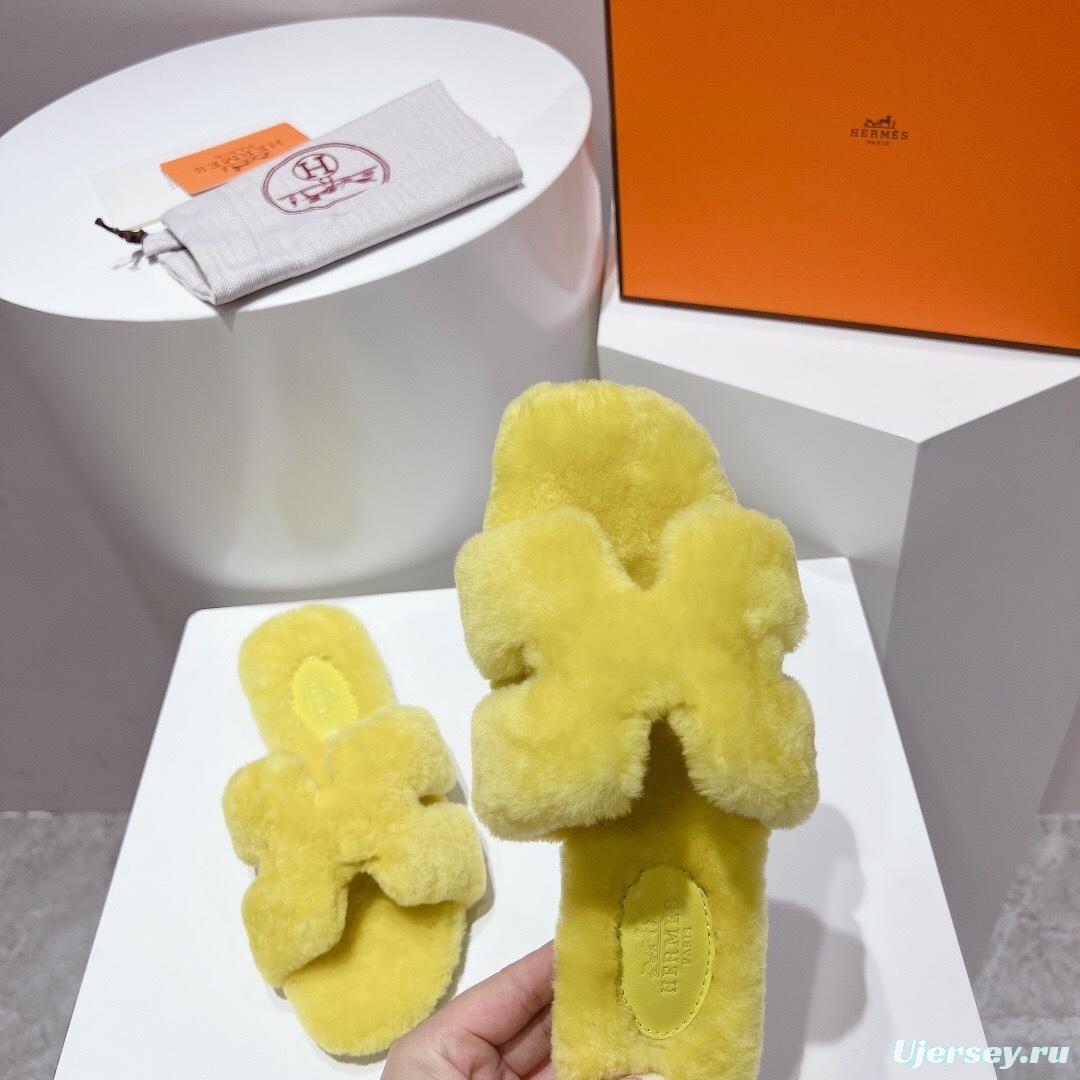 Hermès Teddy Wool H Slippers Flat Sole Fur Slides - LY00240