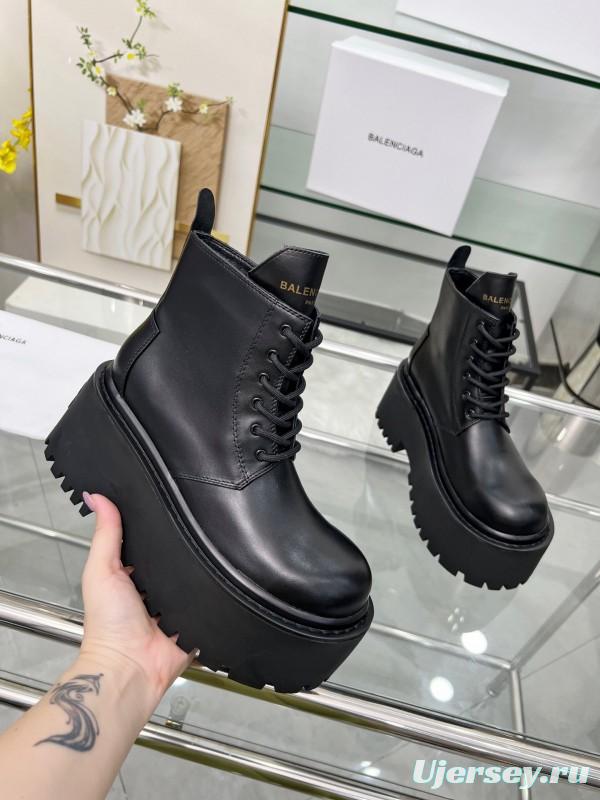 Balenciaga Fall/Winter 2025 Platform Ankle Boots - LY00350