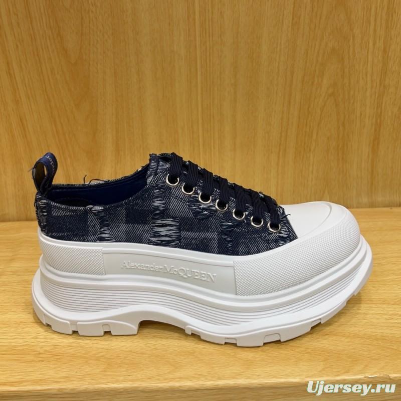 Alexander McQueen Spring Summer 2025 Premium Platform Sneakers - AS00300