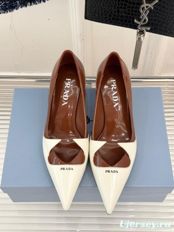 PRADA 2025 SS Catwalk Pointed Toe Kitten Heel Pumps - KFY00310