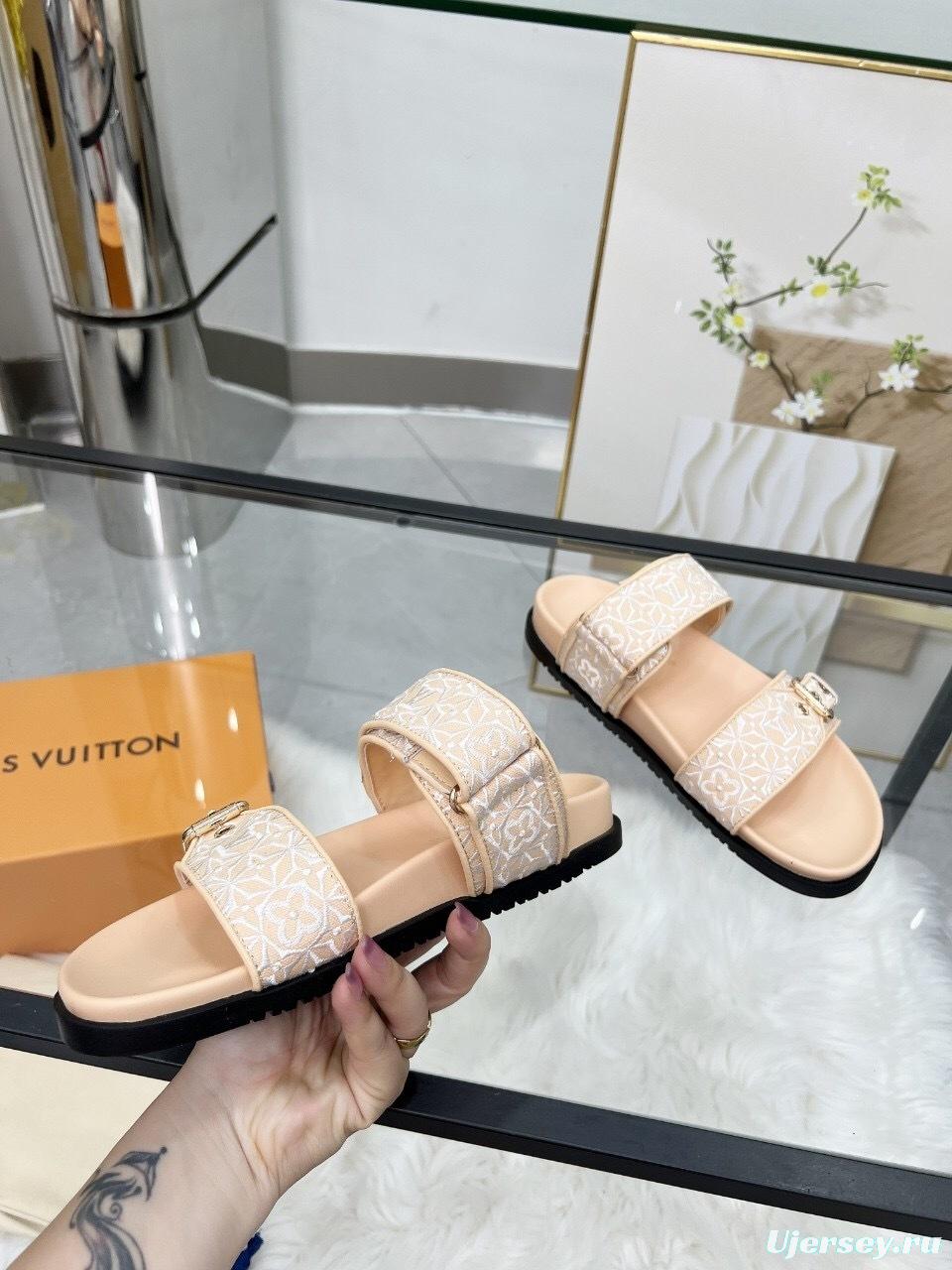 Louis Vuitton Spring/Summer 2025 New Slippers - LY00250