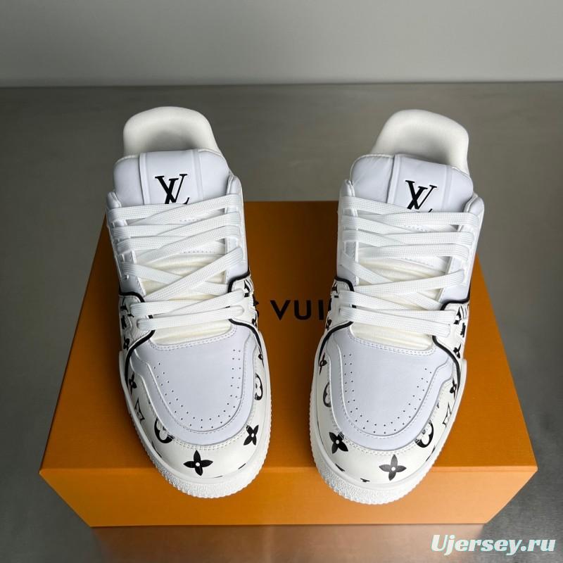Louis Vuitton Signature Logo Sneakers with Calfskin Upper - YC