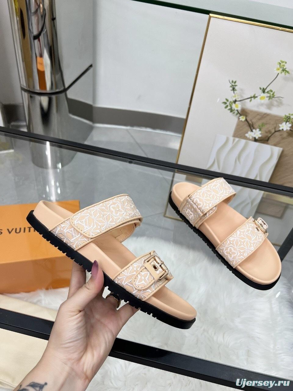 Louis Vuitton Spring/Summer 2025 New Slippers - LY00250