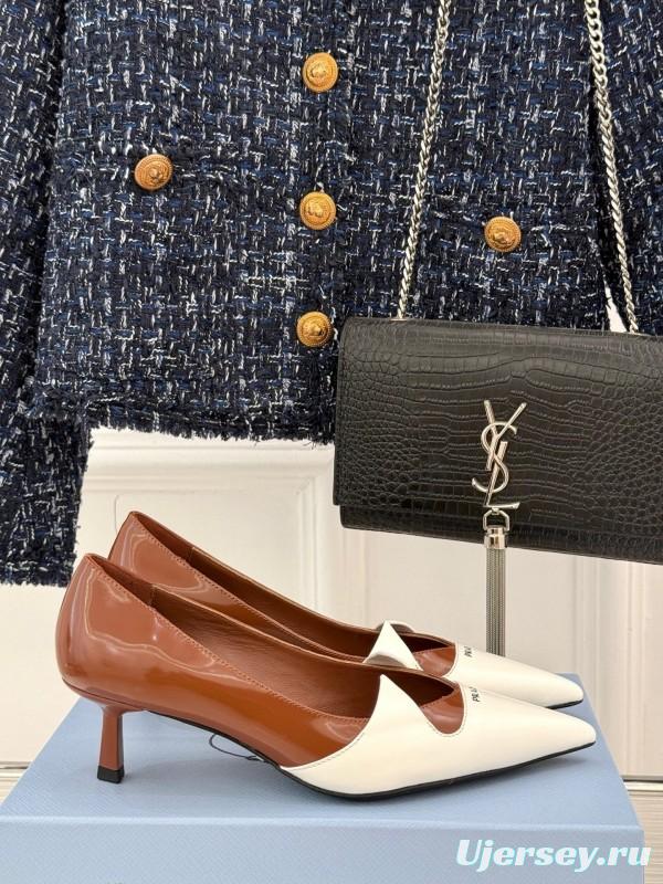 PRADA 2025 SS Catwalk Pointed Toe Kitten Heel Pumps - KFY00310