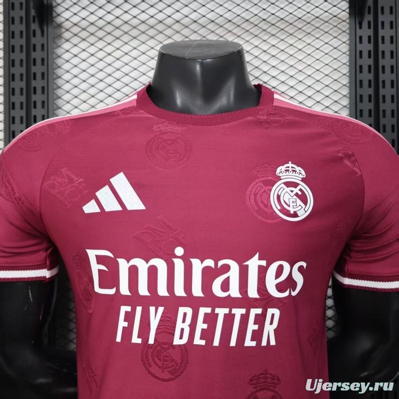 Player Version 25/26 Real Madrid Burgundy with All-Over Crest Pattern Jersey