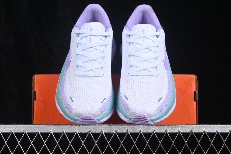 Nike Journey Run Low-Top Running Shoes with Cushioning and Traction - CN1136-100