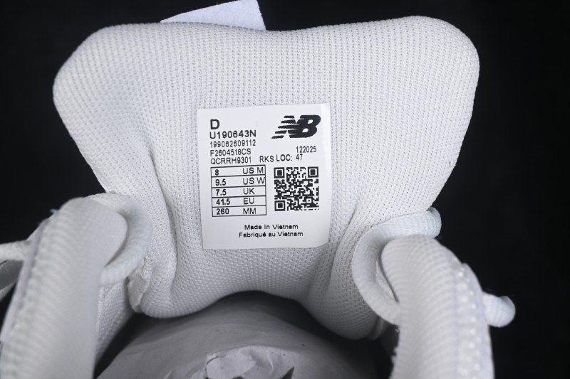 New Balance 1906 Retro Running Shoes with Lightweight Leather and Mesh Upper - U190643N
