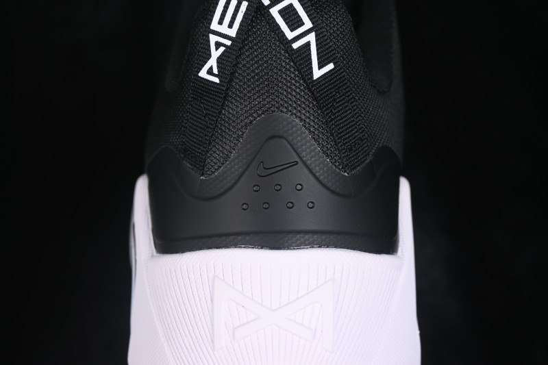 Nike Free Metcon 7 Training Shoes with Breathable Mesh and Flexible Cushioning - II7406-002