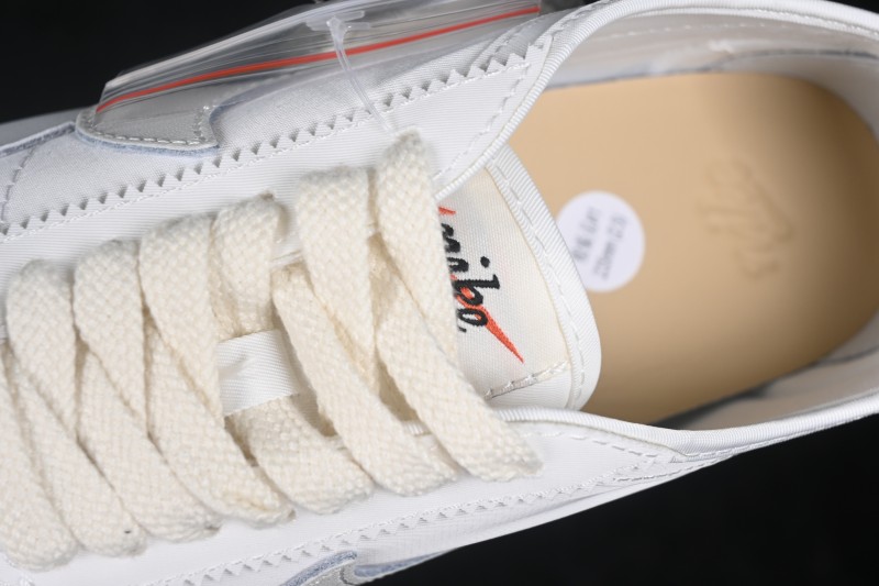 Nike Moon Shoe SP Retro Low-Top Lifestyle Sneakers with Cushioned Sole - IW0955-100