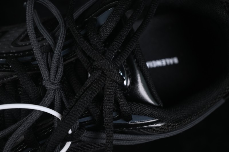 Balenciaga Radar Sneaker Round-Toe Lace-Up Lifestyle Shoes - WSTEO1011