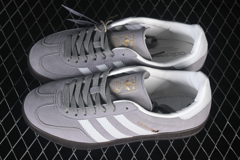 Adidas Originals Gazelle Indoor Retro Skateboarding Low-Top Shoes with Anti-Slip and Wear-Resistant Design - JR2430