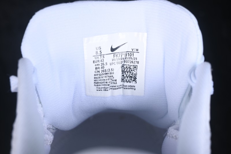 Nike Journey Run Cushioned Low-Top Running Shoes with Slip-Resistant Durable Outsole - FK7718-101