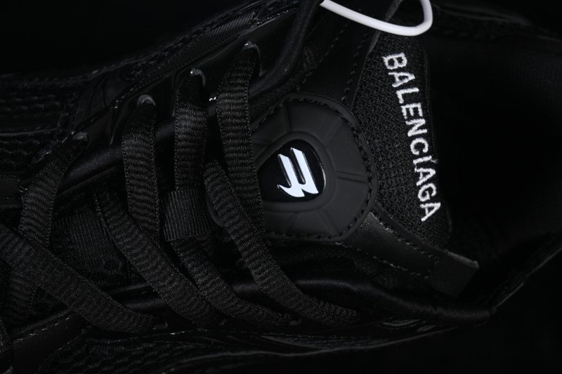 Balenciaga Runner LED Retro Running Shoes with Magnetic Charging - WRNLD1000