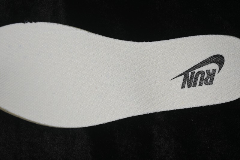 Nike Journey Run Low-Top Running Shoes with Cushioning, Anti-Slip and Wear-Resistant Design - FB7765-006