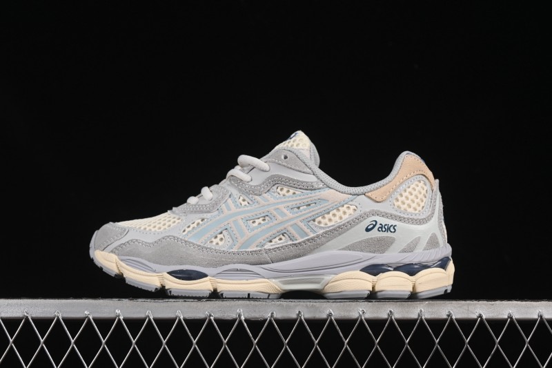 Adidas Sleek Streetwear Sneakers with Lightweight Cushioning - 1203A372-600
