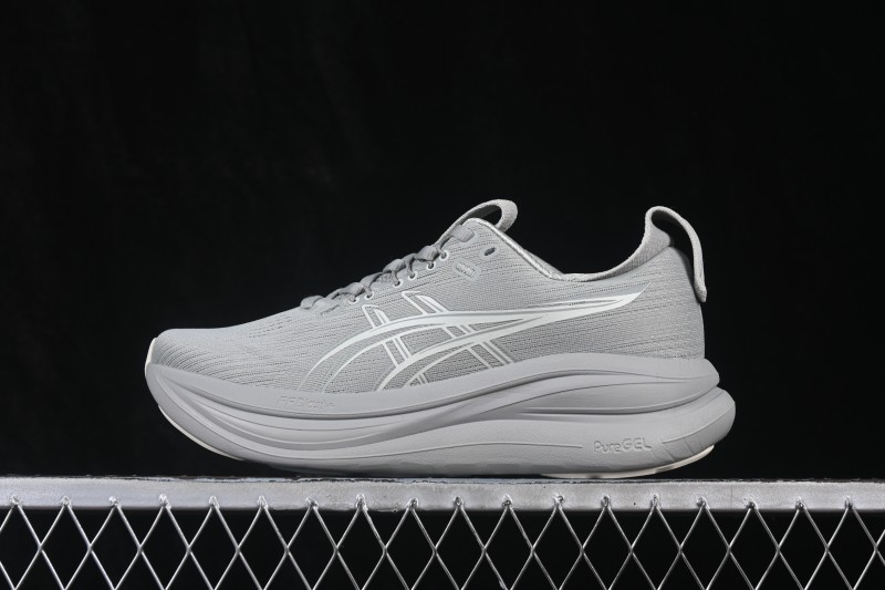 Asics Gel-Nimbus 28 Retro Breathable Cushioned Running Shoes for Men - 1012B899-021