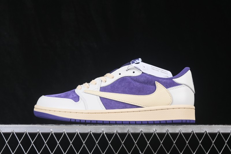 Nike Travis Scott Air Jordan 1 Low OG Sneakers with Reversed Swoosh Design - DM7866-117