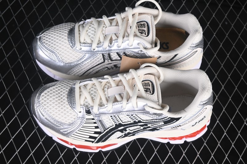 Asics Gel-Nimbus 12.1 Retro Running Shoes with Breathable Mesh and Cushioned Sole - 1203B103-100