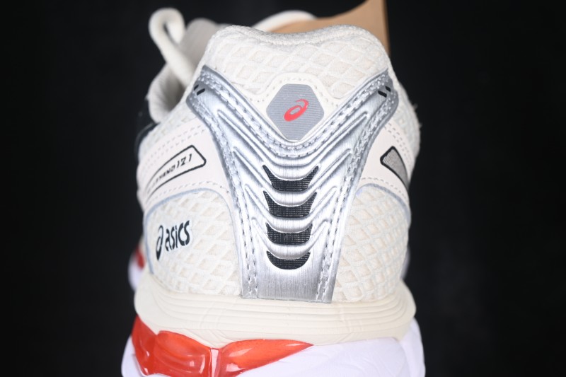 Asics Gel-Nimbus 12.1 Retro Running Shoes with Breathable Mesh and Cushioned Sole - 1203B103-100